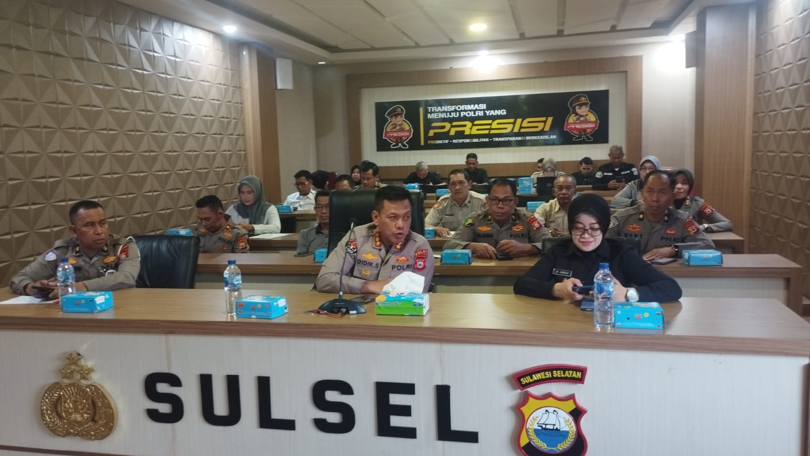 Personil Rorena Polda Sulsel Ikuti Dialog Penguatan Internal Polri tentang Tantangan Hukum di Era Artificial Intelligence