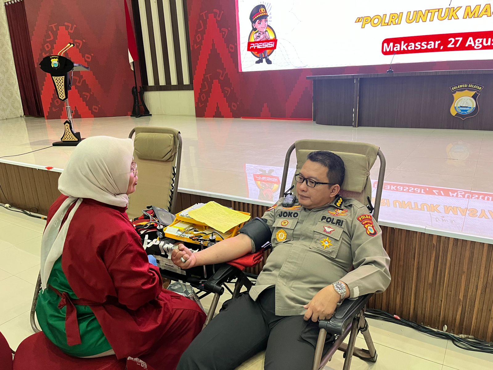 Karorena Polda Sulsel Ikuti Donor Darah dalam Rangka Hari Jadi Polwan ke-77