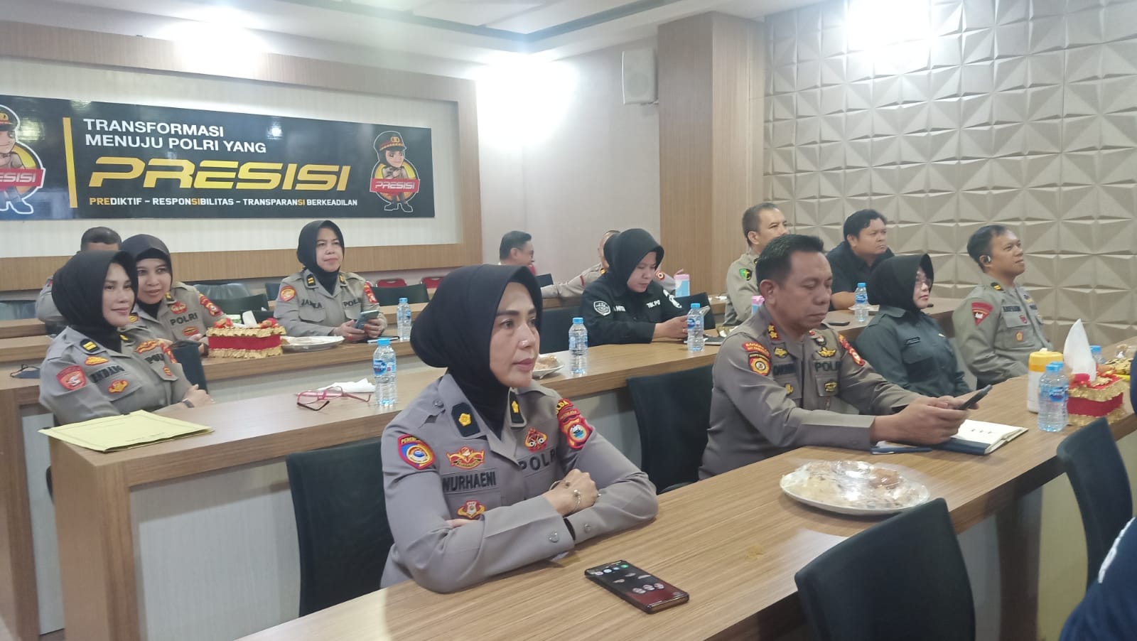 KASUBBAGRENMIN RORENA POLDA SULSEL MENGIKUTI MUSRENBANG POLRI SECARA DARING