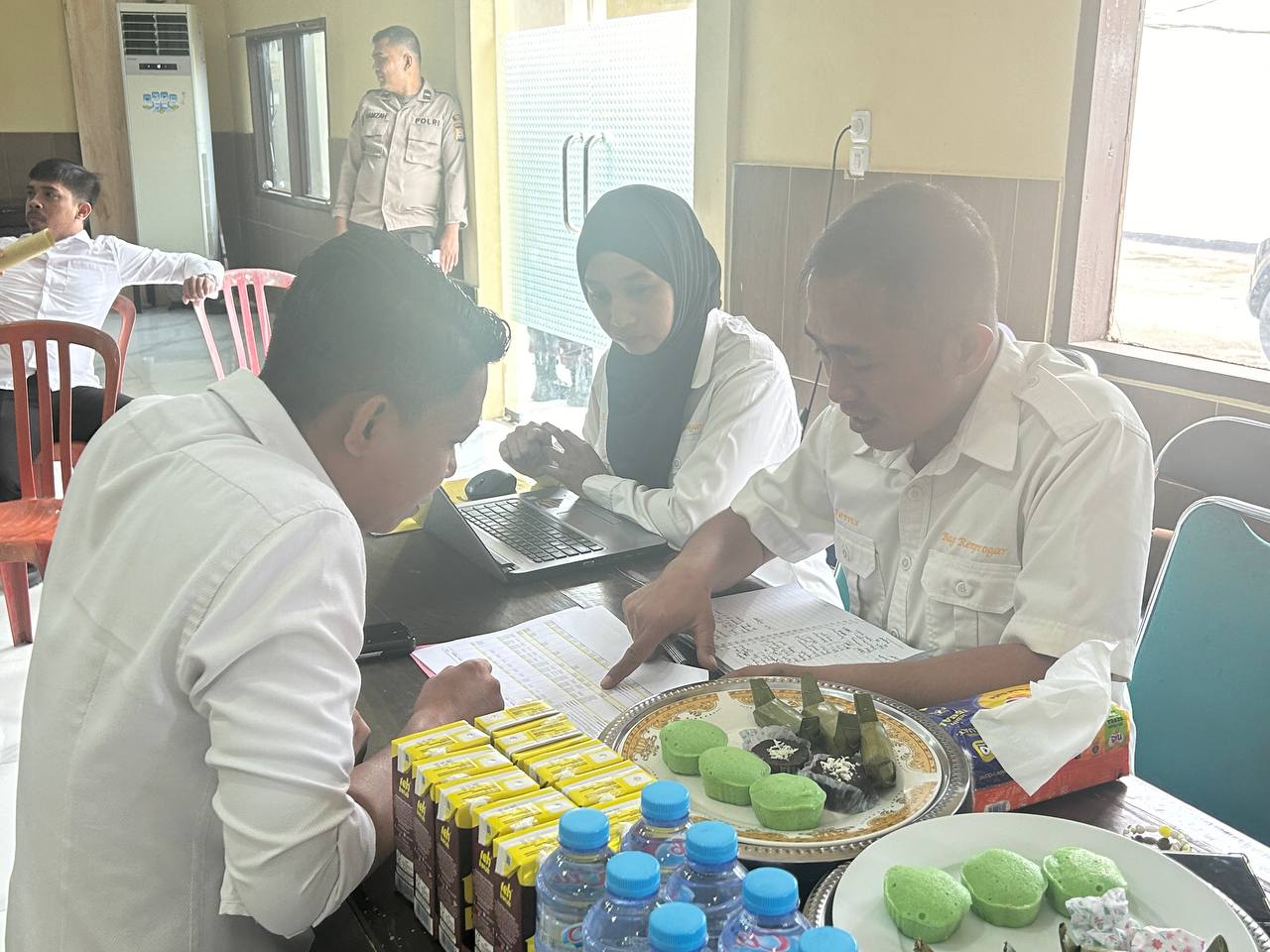 Bag Renprogar Biro Rena Polda Sulsel Melaksanakan Asistensi Penyusunan RKA-K/L T.A. 2026 Serta Pembuatan Kak/Tor Rab Ke Satker Jajaran Polda SulSel.